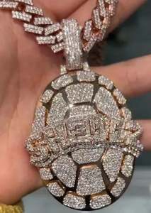 Pendentif testeur de moissanite taille ronde 4Ct pour homme plaqué or rose 14K breloques en diamant personnalisables pour les fêtes - Product Image 5