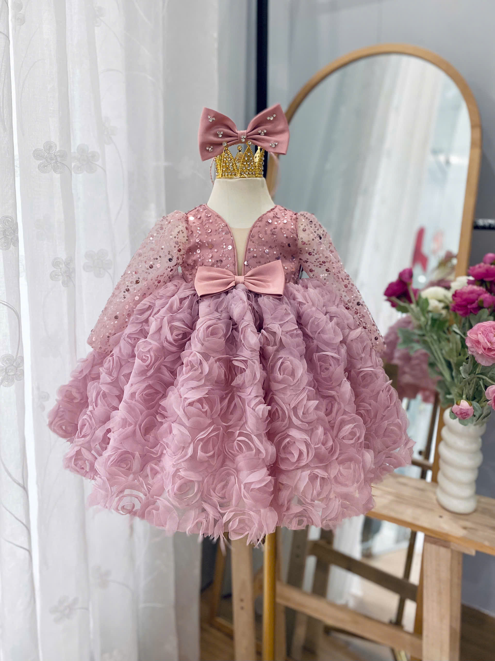 สีชมพูเข้ม