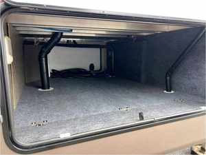 Remolque de Quinta Rueda Keystone Cougar, Mini Caravana, Mini Casa Rodante, Autocaravana de Viaje, en Venta - Product Image 2