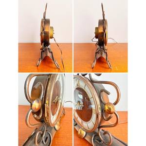 Horloge de bureau en métal durable avec mouvement mécanique, fonctionnement silencieux et design écologique - Précision et fiabilité de la tenue du temps - Product Image 3