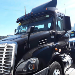 Camión Freightliner Cascadia 113 de Eje Único y Cabina Diurna de Buena Capacidad - 410HP, Transmisión Automática de 12 Velocidades, Camión Usado en Venta - Product Image 1