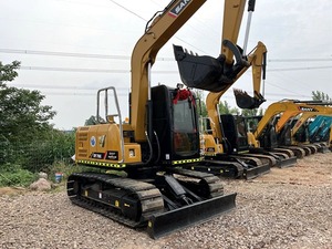 Excavatrice sur chenilles haute performance avec moteur puissant, faible consommation de carburant, forte force de creusement pour la construction - Product Image 6
