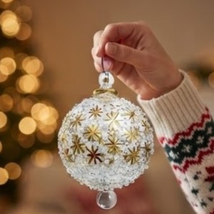 Adornos Navideños de Cristal Soplado a Mano de Lujo, Diseño Único Egipcio - Product Image 3