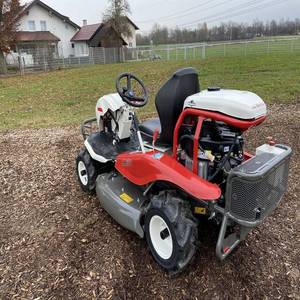 OREC RM982F 4WD Rabbit Limpio con Plataforma de Alta Capacidad de 38 Pulgadas, Transmisión Hidrostática de Velocidad Infinita, Motor de 150cc y Potencia de 17kW - Product Image 1