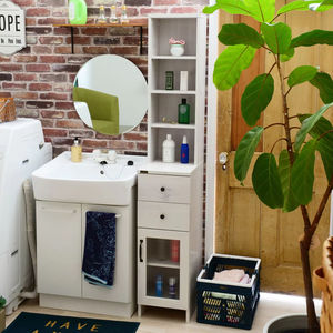 ตู้ไม้เนื้อแข็งสีขาวทันสมัยทันสมัยทันสมัยทันสมัยทันสมัยทันสมัยที่เก็บของในครัวดีไซน์ใหม่ส่งตรงจากโรงงาน - Product Image 1