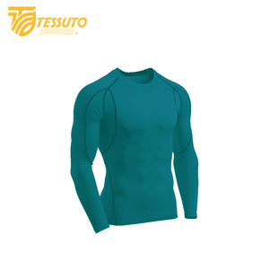 T-shirt Rash Guard pour homme en Spandex/Polyester, à manches longues, respirant, à impression numérique personnalisée, écologique, anti-UV et évacuant l'humidité - Product Image 3