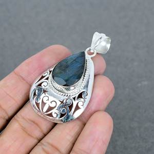 Pendentif fait main en pierres précieuses Labradorite de qualité supérieure Bijoux en laiton plaqué argent 925 Prix d'usine en gros - Product Image 1