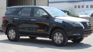 TOYOTA FORTUNER 2025 - Product Image 6