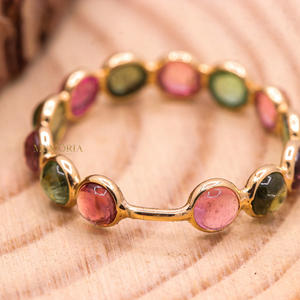 Precioso anillo de eternidad de piedras preciosas de turmalina múltiple hecho a mano anillo de oro amarillo de 18K para joyería minimalista al por mayor - Product Image 2