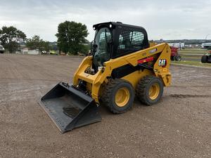 Cargadora Compacta CAT 275 de Alta Calidad, con Pocas Horas de Trabajo, Origen BE, en Venta a Buen Precio - Product Image 6