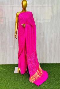 ผ้าส่าหรีสไตล์แบนดานีสุดหรูสำหรับผู้หญิง ของขวัญในราคาที่เข้าถึงได้ โดยผู้ส่งออกจากอินเดีย - Product Image 4