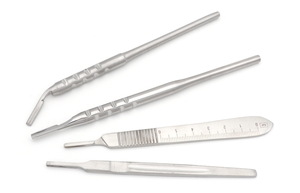 Lames de scalpel stériles en acier inoxydable #10 #3 Manche de scalpel Dermaplaning Outil dermatologique de précision Source d'alimentation manuelle CE - Product Image 4