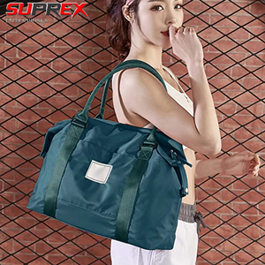Sac de voyage imperméable pour la gym, les escapades de week-end et l'usage quotidien, sac de sport léger en nylon, grand espace de rangement, portable, 10-15 kg - Product Image 5