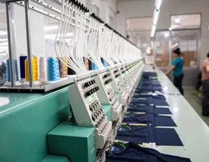 Pantalones cortos de baloncesto auténticos en 3D con patrón de grafiti personalizado de la industria de ropa deportiva al por mayor - Product Image 6