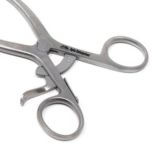 Retractor Perineal Quirúrgico para una Sujeción Eficiente de Tejidos Durante Cirugías Perineales y Pélvicas - Apto Enterprises - Product Image 3