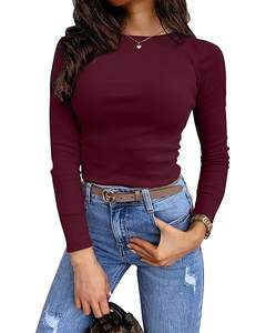 Elegante camiseta casual de mujer de algodón liso cuello redondo manga corta diseño ligero verano ropa opción perfecta servicio OEM - Product Image 4