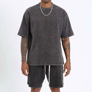 Ensembles de t-shirts et shorts délavés à l'acide très vendus sur mesure ensemble de t-shirts surdimensionnés pour hommes ensemble de shorts de jogging - Product Image 2