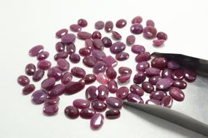 โอปอลธรรมชาติแท้ทรงบดผ่านการอบสีแดง พร้อมจำหน่ายแบบเม็ดเดี่ยว ขายส่งจากผู้ผลิตอัญมณี - Product Image 2