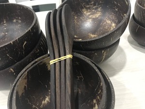 Handmade Natural Coconut Shell Bowl for Eco-Friendly Food Serving Inexpensive Vietnam Origin Coconut Material for Storage - Product Image 3