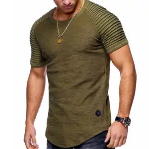 Son tasarım toptan oluklu kırışıklık omuz benzersiz tarzı 100% pamuklu erkek tişörtü özel baskı logosu marka adı renk