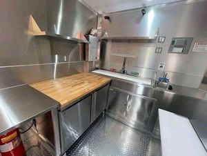 Remolque de Comida Móvil Usado de Fibra de Vidrio para Snacks/Comida Rápida - Product Image 2