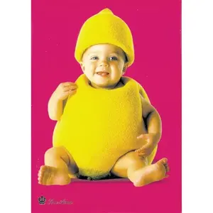 Carte postale Tom Arma Baby Fruits en plastique pour les occasions d'anniversaire - Product Image 1