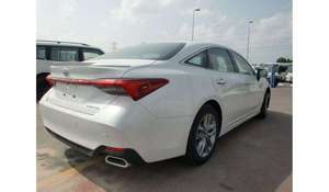 2022-2024 para XLE 4x4 Sedán Usado, Gasolina, Automático, Control de Crucero Adaptativo, Asientos de Cuero, Tracción Total, Luces LED, Cámara 360, 4 Plazas - Product Image 3