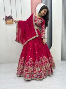 Ensemble Lehenga Choli et Dupatta en tissu avec broderie lourde, pour les occasions spéciales, les mariages, les tenues de soirée, Lehenga fantaisie avec travail de codage, Lehenga avec sequins - Product Image 3