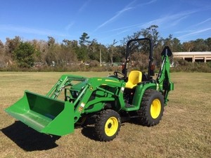 Tractor de Ruedas John Deere 3038E de 70HP 4WD con Cargador Frontal y Cucharón, Equipo Agrícola Utilitario para Motor y Transmisión - Product Image 3