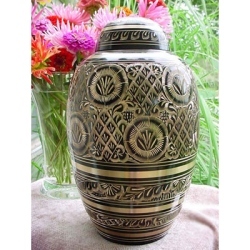 Urna de cremación dorada y negra con diseño de hoja de arce, urnas de cremación de latón para entierro funerario, urnas conmemorativas, cenizas humanas - Product Image 5