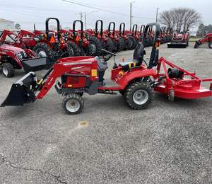 Entrega rápida Mini Massey Ferguson GC1723E Tractor compacto disponible en stock para uso agrícola Compre en línea y ahorre ahora - Product Image 1