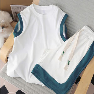 NH39 Ensemble de sport sans manches en tricot côtelé et gaufré, avec un débardeur et un short doux et léger - Product Image 6