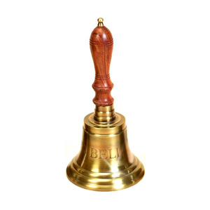 Campana de latón antiguo hecha a mano con mango de madera Diseño personalizable para fines de oración Hecho de Hassan International - Product Image 1