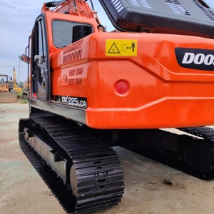 Excavatrice d'<span class=keywords><strong>occasion</strong></span> coréenne Doosan DX225LC-9S 22 tonnes, équipement lourd d'<span class=keywords><strong>occasion</strong></span> Doosan DX225 DX300 à vendre - Product Image 2