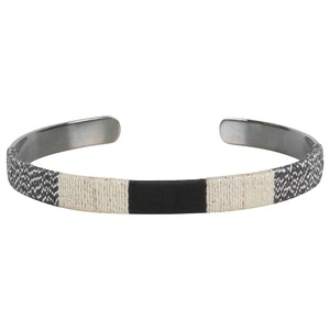 Bracelets à main réglables en laiton Bijoux présentant un design traditionnel et une ferronnerie artisanale complexe - Product Image 4