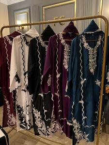 Cousu 3 pièces Anarkali ensemble prêt à porter brodé chemise en soie lacets orné mousseline de soie Dupatta pantalon en soie pour indien - Product Image 5