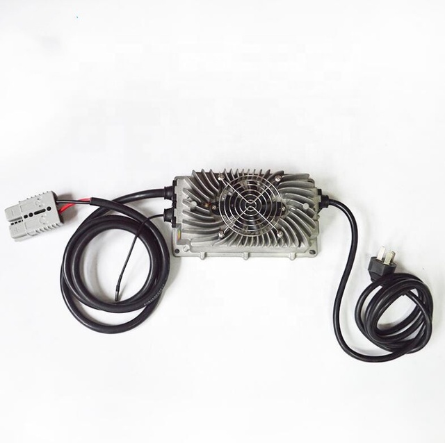 12V 10A 15A 300W Li-ion Battery Charger Electric Boat Charger