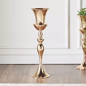 Vase en métal pour la décoration de la maison, couleur or et noir, vaisselle, vase de Noël, à utiliser pour la décoration à la maison et au bureau - Product Image 5