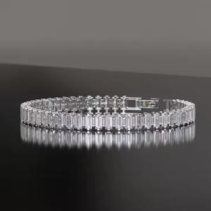 Pulsera clásica de oro blanco y amarillo de 18 quilates con diamantes cultivados en laboratorio, regalo de aniversario para ella - Product Image 1