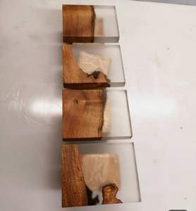 Juego de Posavasos de Resina y Madera de Primera Calidad Craft Valley, Hechos a Mano, Lujosos, Duraderos, Elegantes, Modernos, Personalizables, de 4 Pulgadas de Diámetro, Pieza Decorativa - Product Image 4