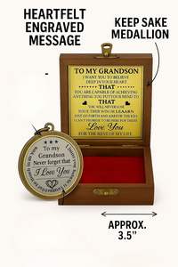 เข็มทิศโบราณทองเหลืองแบบพกพาพร้อมกล่องไม้สลักข้อความรัก  รับผลิตตามแบบ OEM/ODM - Product Image 3