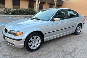 2002 325xi Berline 64 500 miles AWD - Product Image 3