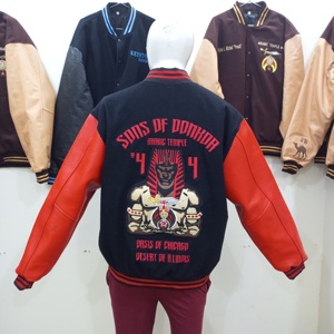 Chaqueta Universitaria Personalizada, Mangas Rojas de Cuero Puro, Bordado Personalizado-HSE - Product Image 3