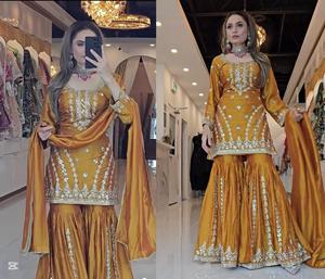 Costumes de palazzo avec broderie élégante et paillettes pour les fêtes, tenues de fête parfaites pour les mariages et les célébrations - Product Image 4