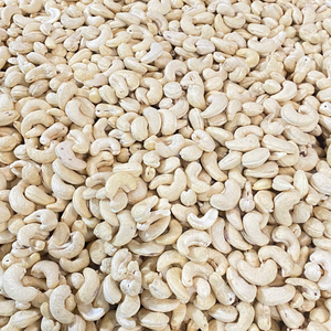 Hot Sale Raw Cashew <b>Nut</b> W180 Cashew <b>Nuts</b> Cashew <b>Nut</b> Price In Vietnam Factory Price Santigo - Product Image 1