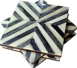 Exquisitos Posavasos Cuadrados Clásicos con Incrustaciones de Hueso, Hechos a Mano, Ecológicos, Juego de 4, Decorativos, de Nogal de Primera Calidad - Product Image 3