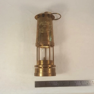 Lámpara de mineros de color dorado de latón indio En lámpara de aceite de minero colgante de calidad de lujo Precios al por mayor Lámpara de mineros de Color dorado de latón - Product Image 4