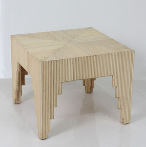 Mesa esquinera de fábrica BSCI - Product Image 1