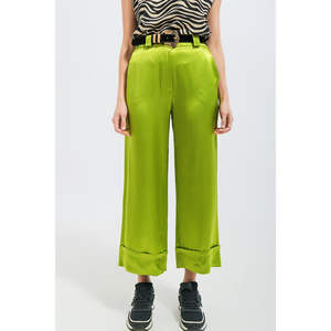 Pantalon décontracté taille haute en satin vert à jambes larges, anti-plis et respirant, avec fermeture mi-haute et taille élastique, idéal pour l'été - Product Image 3