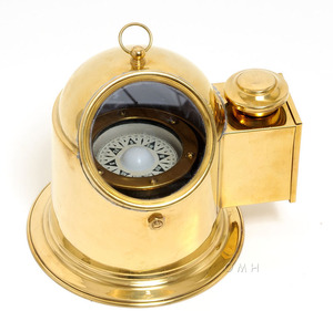 Boussole Binnacle Grande pour la Maison, le Bureau ou l'Affichage Éducatif (22,9Lx18,4Lx17,8H cm) - Product Image 1